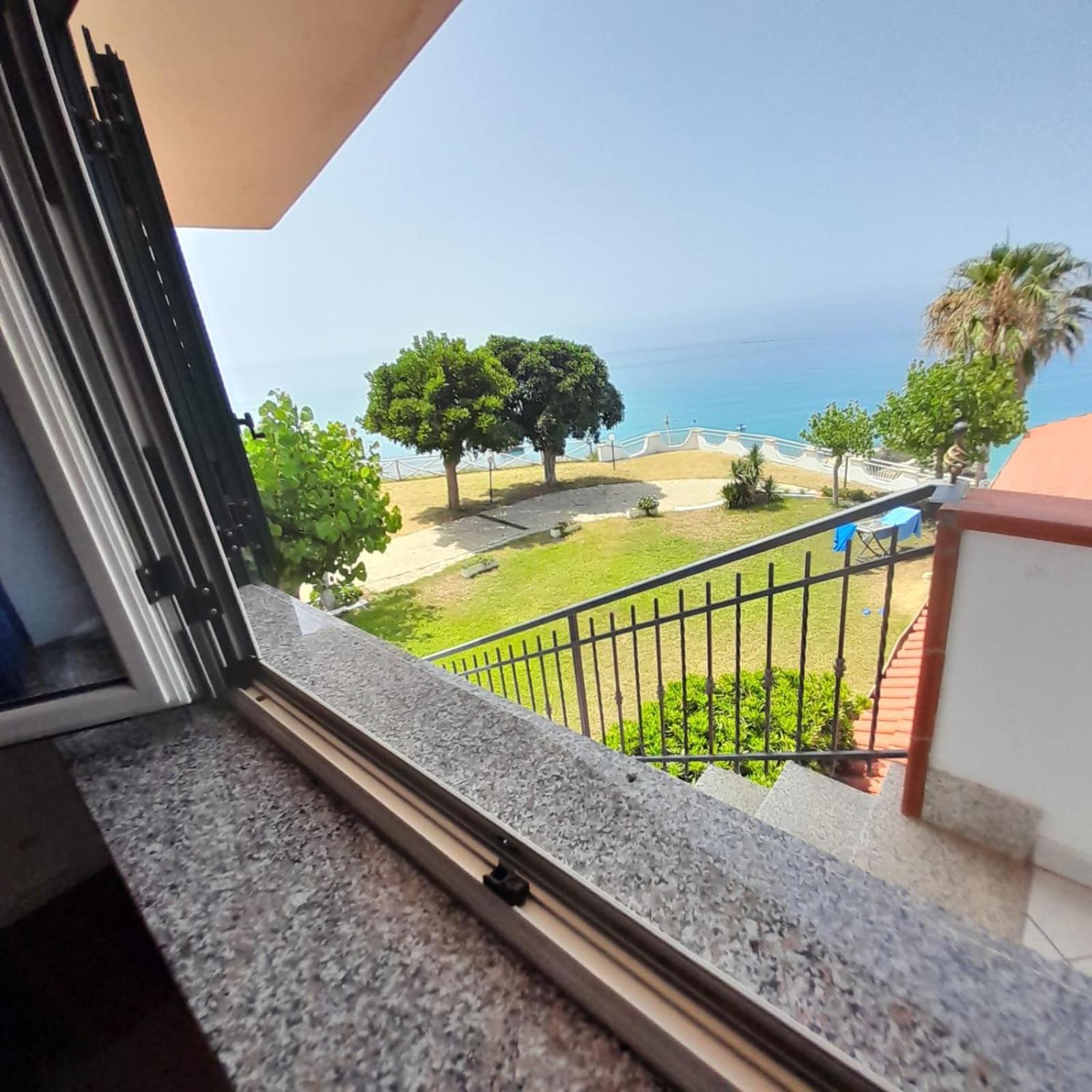 Residence Araba Fenice Tropea Eksteriør billede